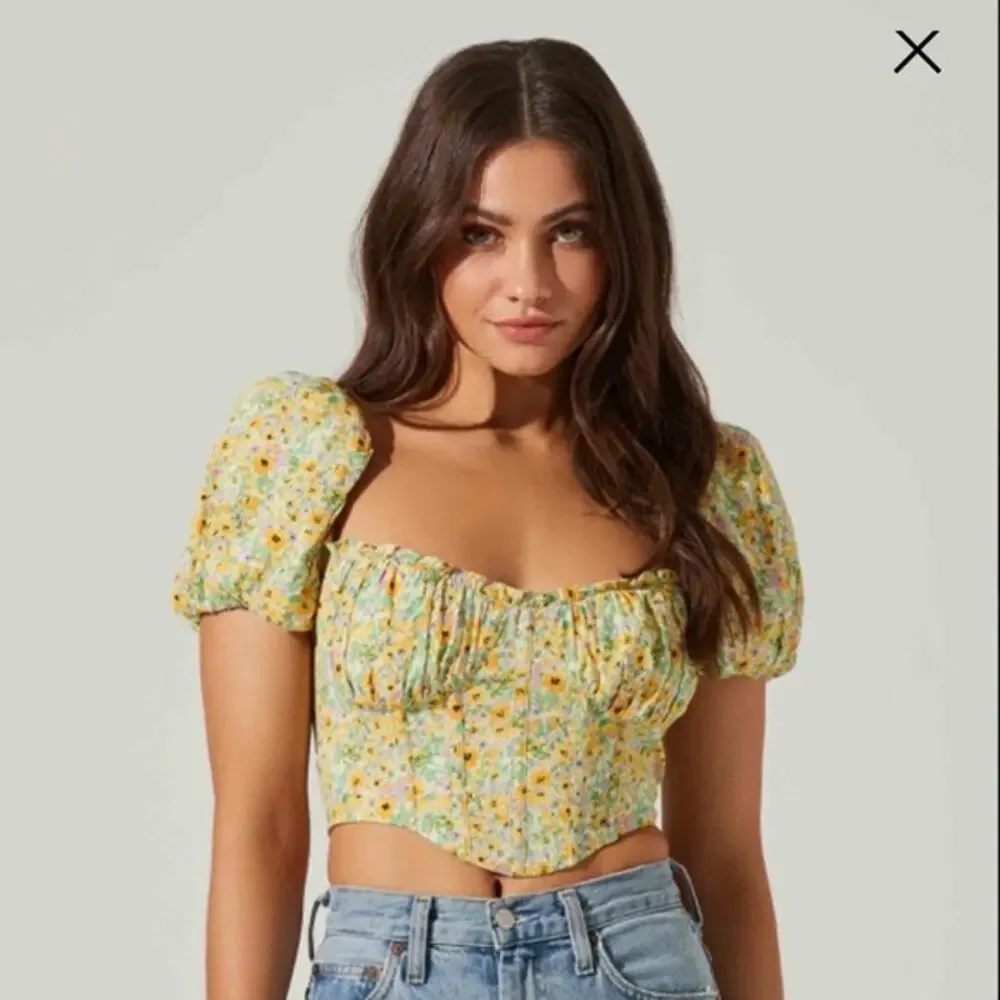 ASTR Paola Yellow Floral Print Smocked Sweetheart Puff Sleeve Crop Top Size L